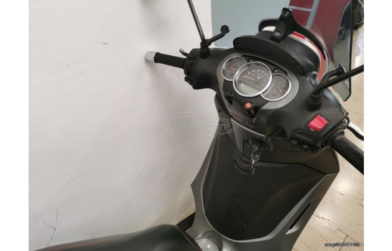 Piaggio Beverly 350 2016