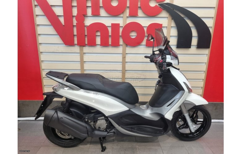 Piaggio Beverly 350 SportTouring 2015