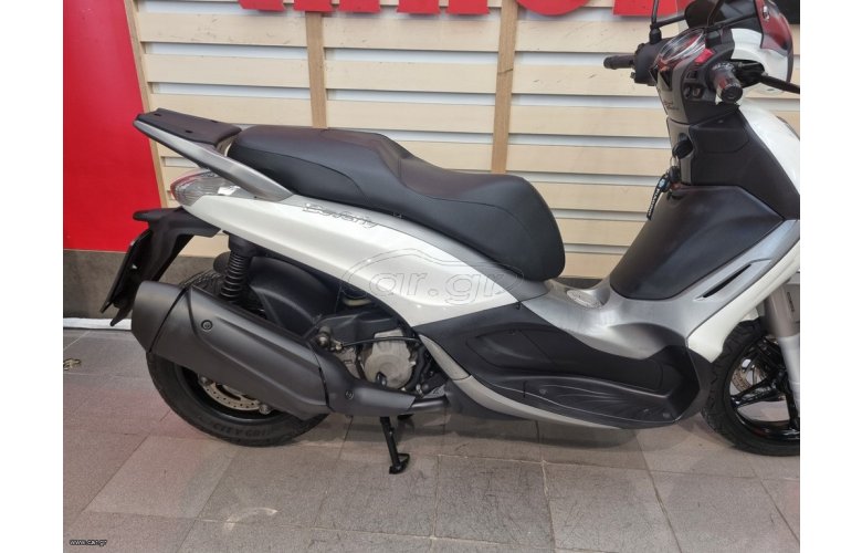 Piaggio Beverly 350 SportTouring 2015