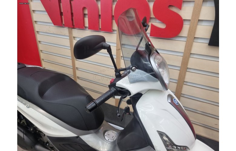 Piaggio Beverly 350 SportTouring 2015