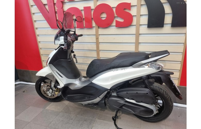 Piaggio Beverly 350 SportTouring 2015