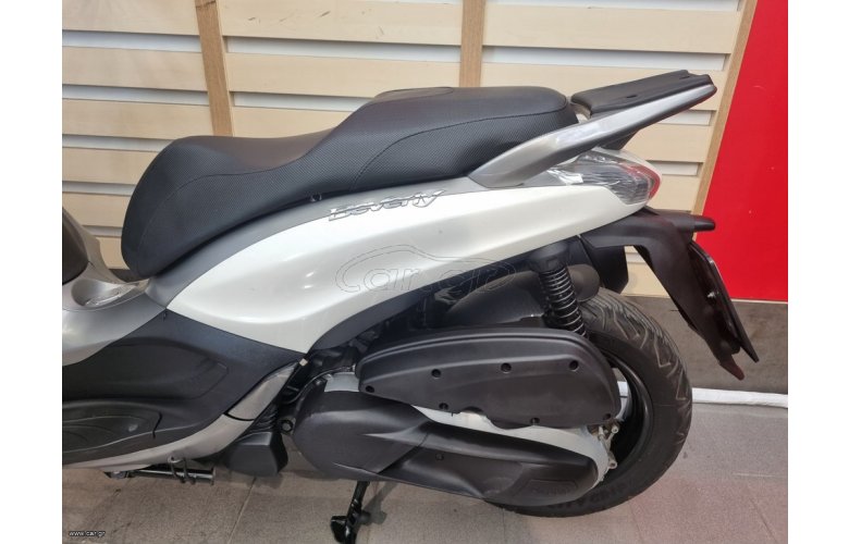 Piaggio Beverly 350 SportTouring 2015