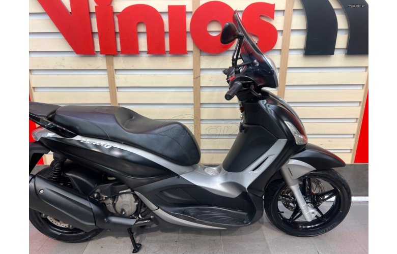 Piaggio Beverly 350 SportTouring 2015 ABS