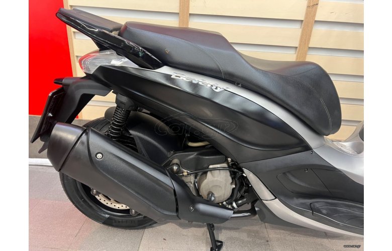 Piaggio Beverly 350 SportTouring 2015 ABS