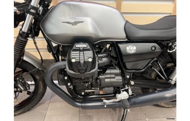 Moto Guzzi V 7 2022 STONE