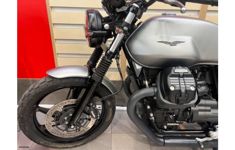 Moto Guzzi V 7 2022 STONE