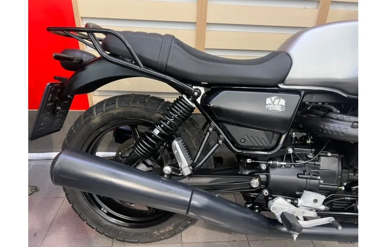 Moto Guzzi V 7 2022 STONE