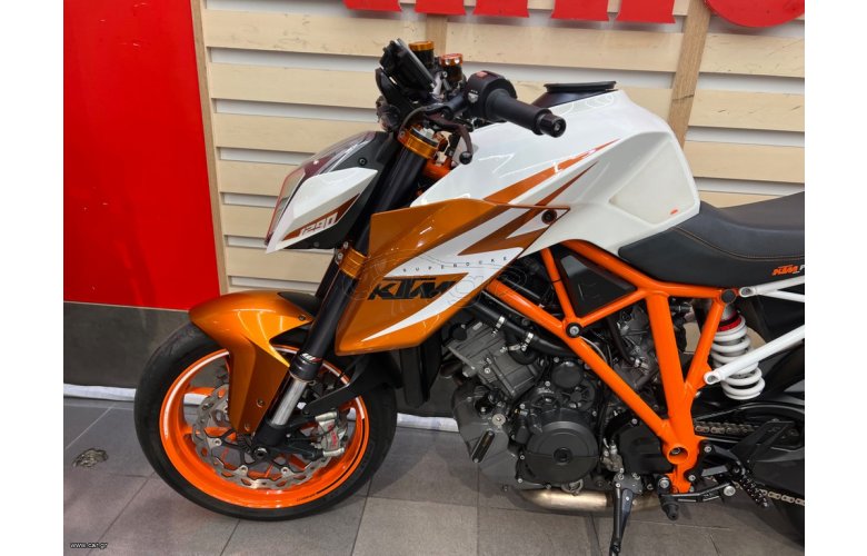 KTM 1290 Super Duke R 2016