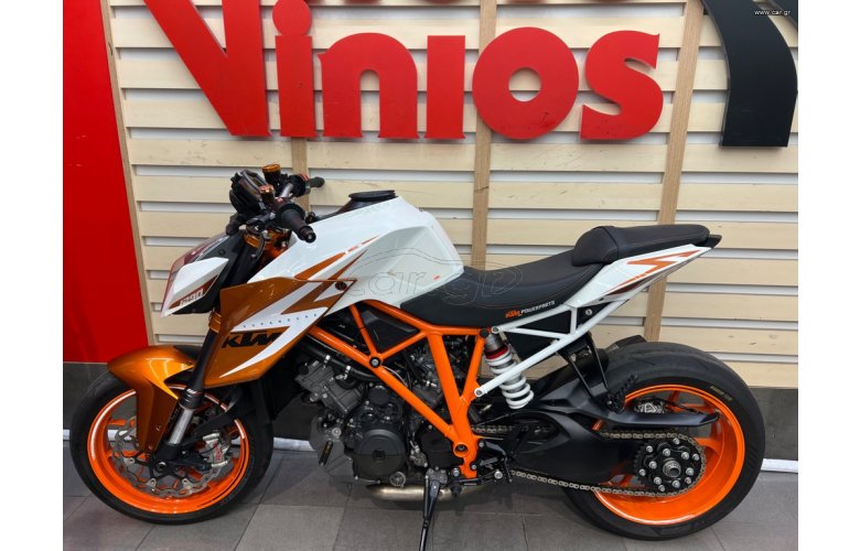 KTM 1290 Super Duke R 2016