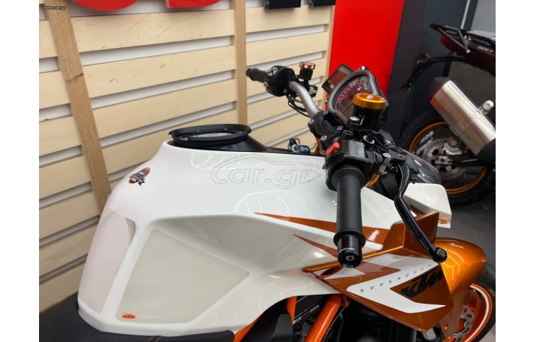 KTM 1290 Super Duke R 2016