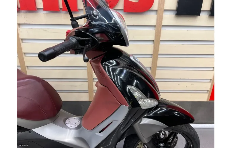 Piaggio Beverly 350 SportTouring 2014