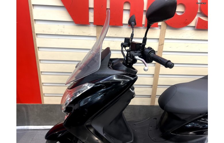 YAMAHA MAJESTY 125 2015