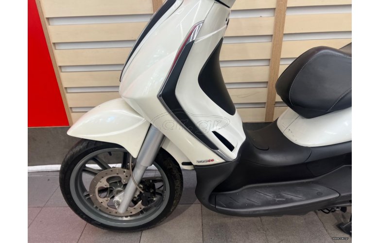 Piaggio Beverly 300i Tourer 2010