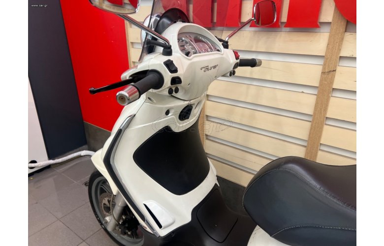 Piaggio Beverly 300i Tourer 2010