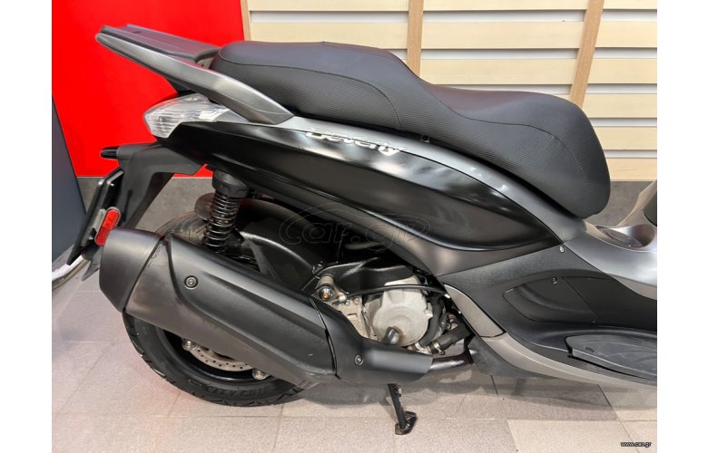 Piaggio Beverly 350 SportTouring 2018 ABS