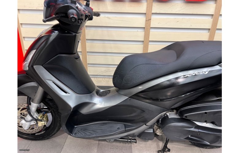 Piaggio Beverly 350 SportTouring 2018 ABS