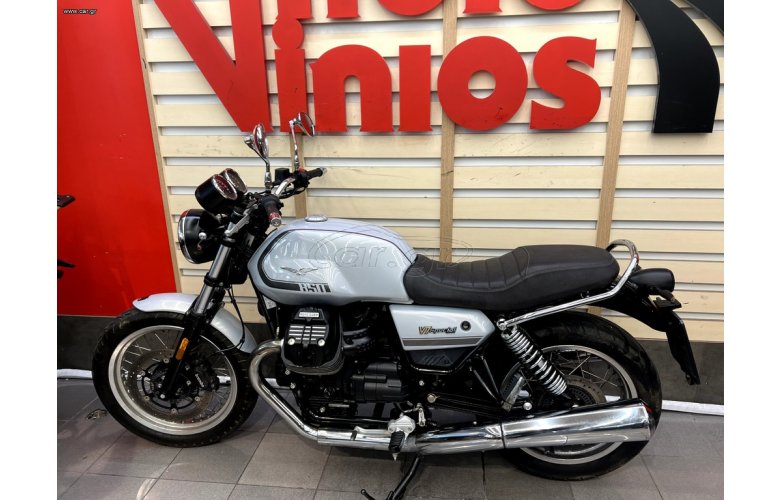 MOTO GUZZI V7 2021 SPECIAL