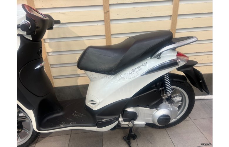 PIAGGIO LIBERTY 150 2010