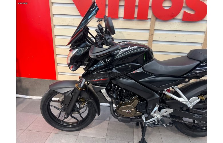 Bajaj Pulsar 200 2018