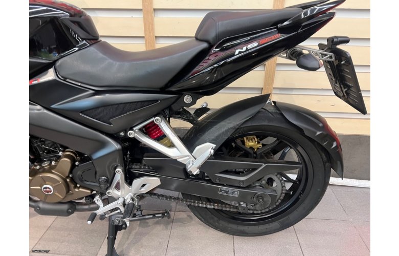 Bajaj Pulsar 200 2018