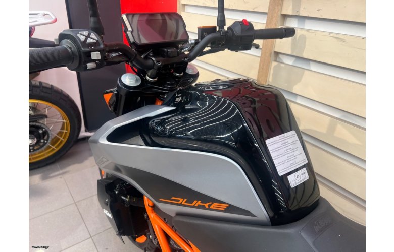 KTM 390 Duke 2022