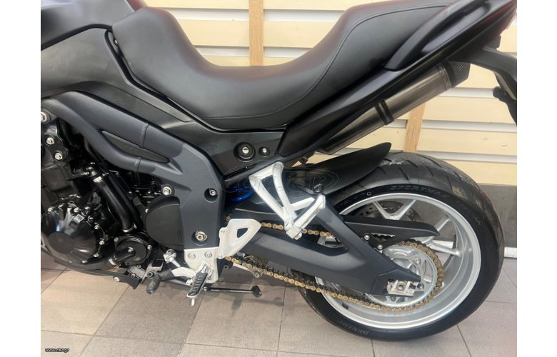 TRIUMPH TIGER 1050 '10