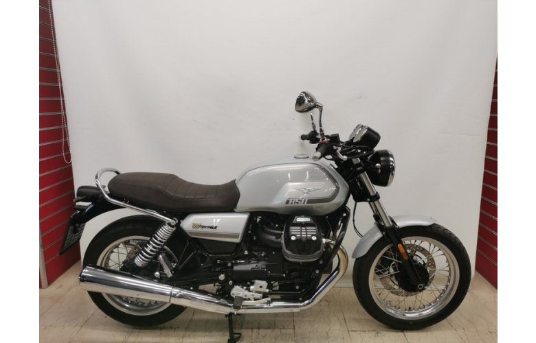 MOTO GUZZI V7 SPECIAL 2022