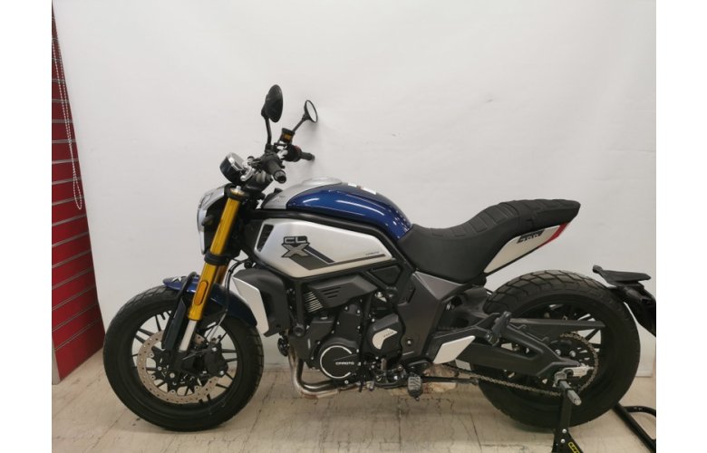 CF MOTO CLX700 2022