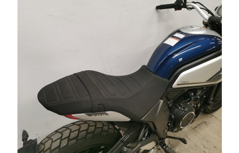 CF MOTO CLX700 2022