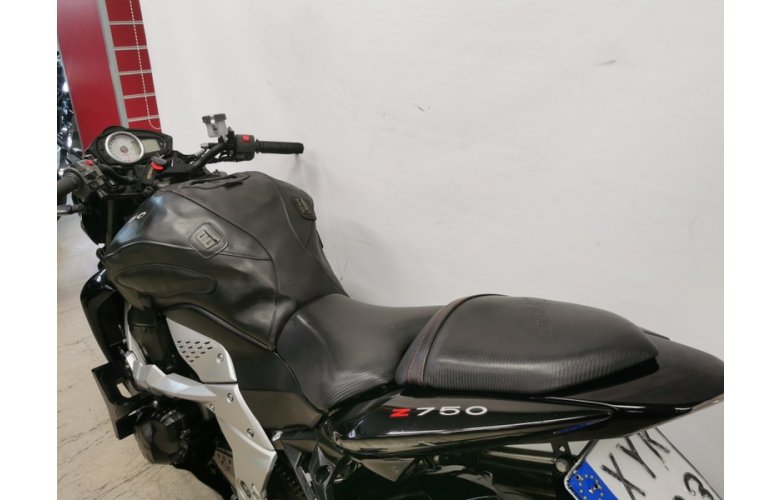 KAWASAKI Z750 2009