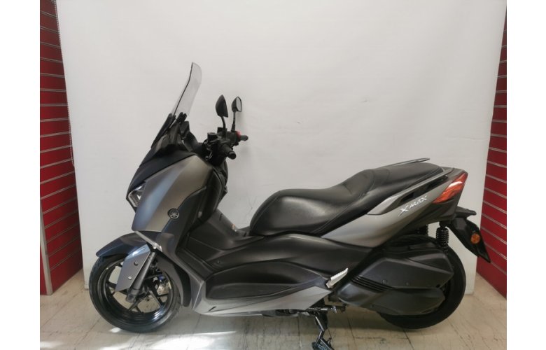 YAMAHA XMAX 300 2018