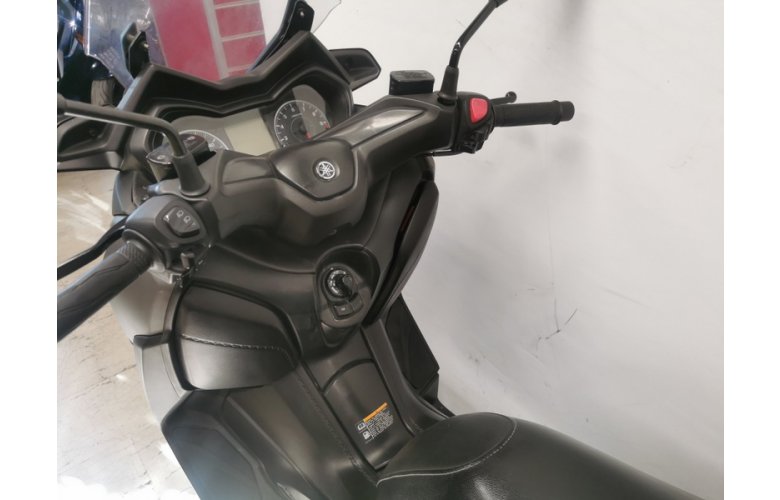 YAMAHA XMAX 300 2018