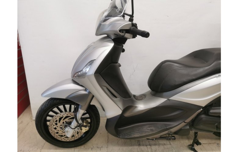 PIAGGIO BEVERLY 300 2018