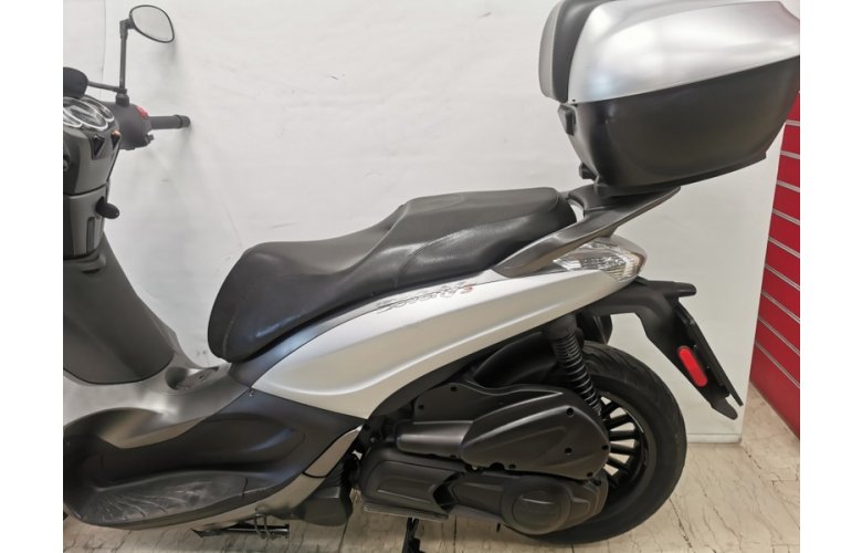 PIAGGIO BEVERLY 300 2018