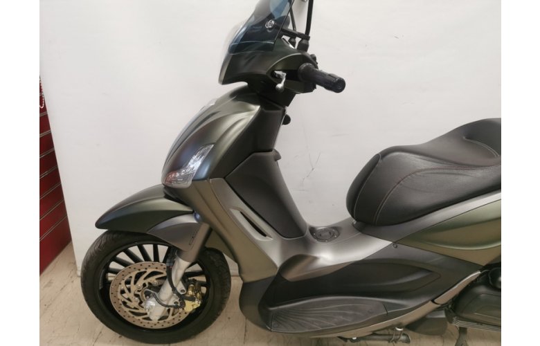 PIAGGIO BEVERLY 300 2019