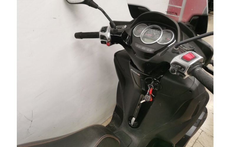 PIAGGIO MP3 300 YOURBAN 2017