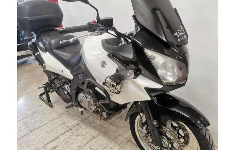 SUZUKI VSTROM 650 2009