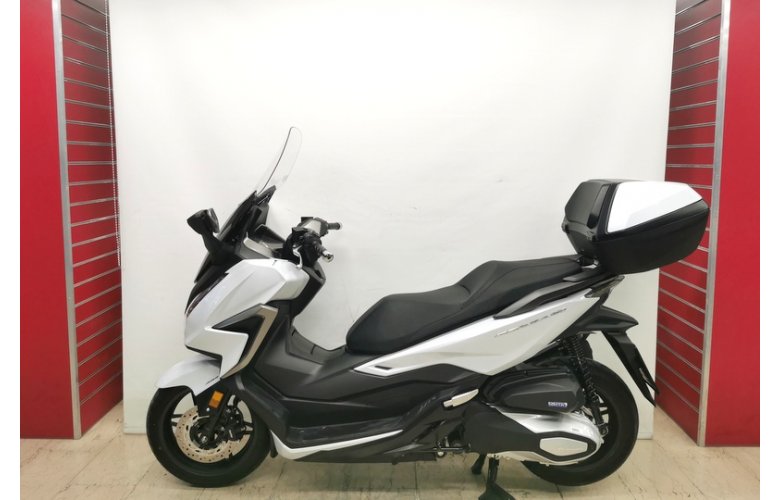 HONDA FORZA 350 TOP BOX 2023