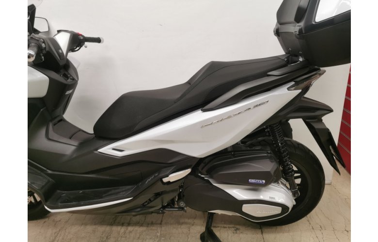 HONDA FORZA 350 TOP BOX 2023