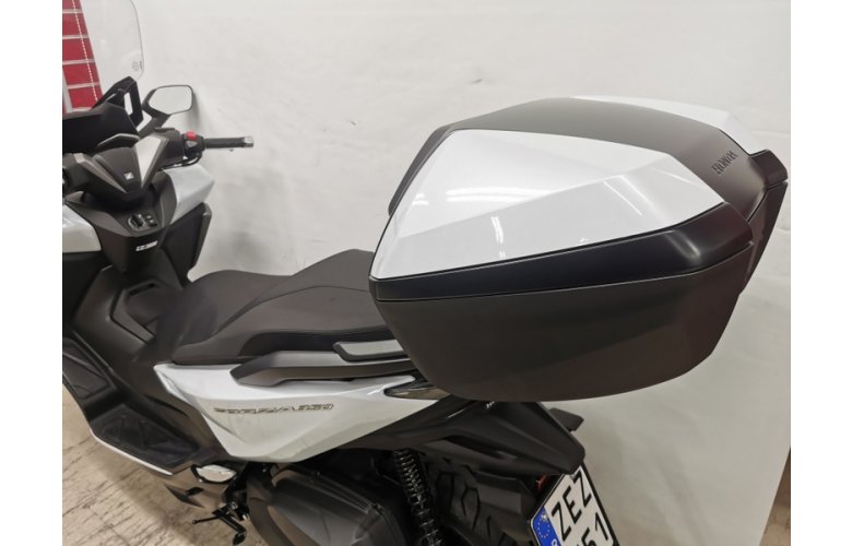 HONDA FORZA 350 TOP BOX 2023