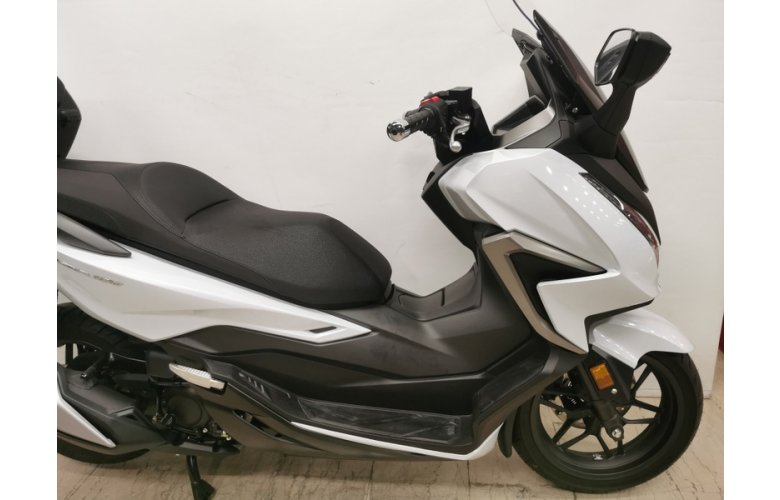 HONDA FORZA 350 TOP BOX 2023