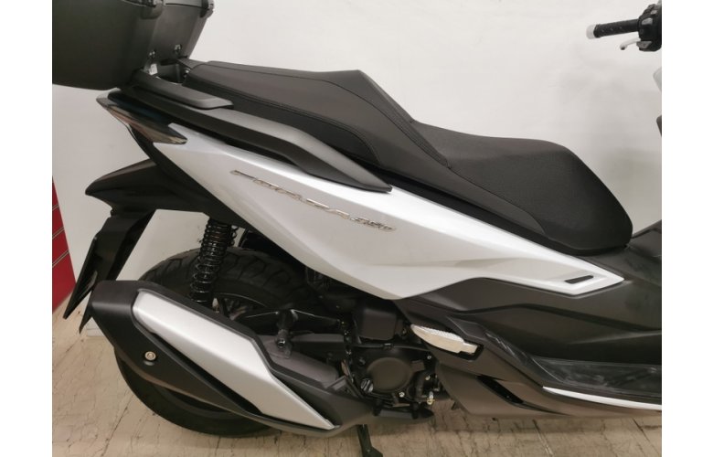 HONDA FORZA 350 TOP BOX 2023