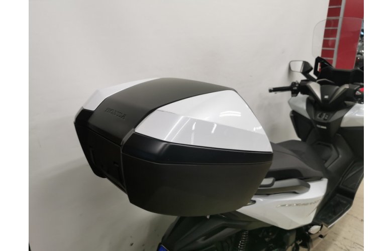 HONDA FORZA 350 TOP BOX 2023