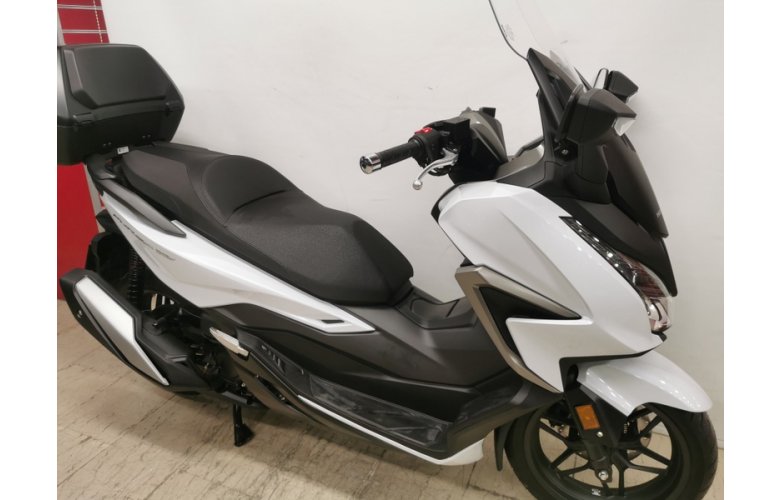 HONDA FORZA 350 TOP BOX 2023