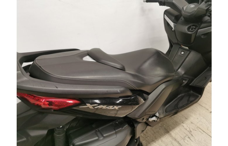 YAMAHA XMAX400 2015