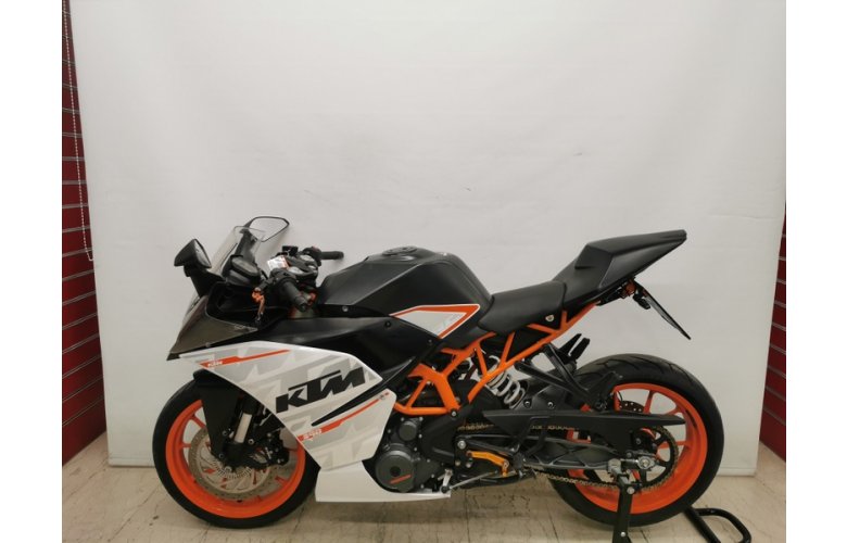 KTM RC390