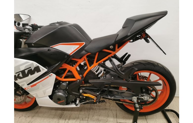 KTM RC390