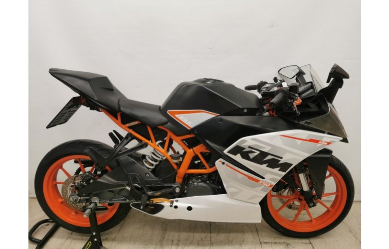 KTM RC390