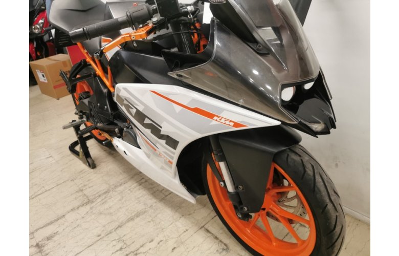 KTM RC390