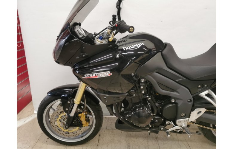 TRIUMPH TIGER 1050 2009